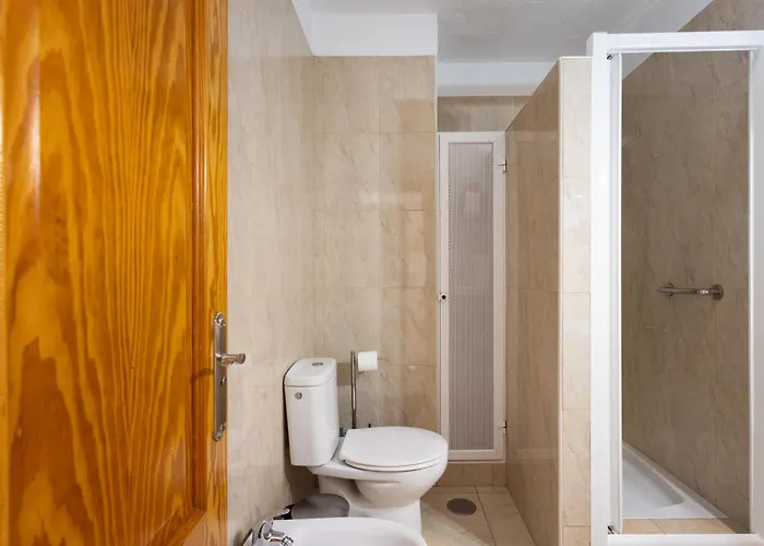 Home2book Comfy Pool & Terrace, Americas アロナ