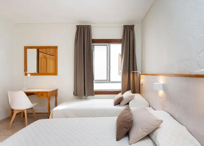 Home2book Comfy Pool & Terrace, Americas