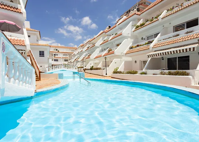 Home2book Comfy Pool & Terrace, Americas アパート