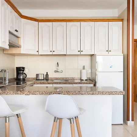Home2book Comfy Pool & Terrace, Americas 아파트 *
